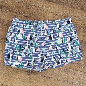 Vineyard Vines Printed Shorts Size 12